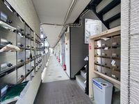 レオパレスシャルム花園 エントランス
