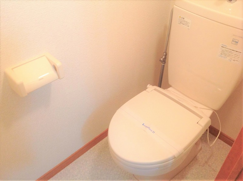 レオパレスＳｏｌｅａｄｏ トイレ