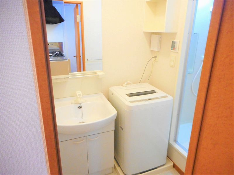 レオパレスハミングライン 洗面所