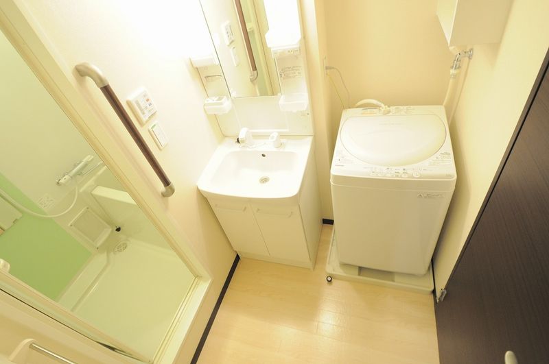 レオネクストクレスト旭 洗面台