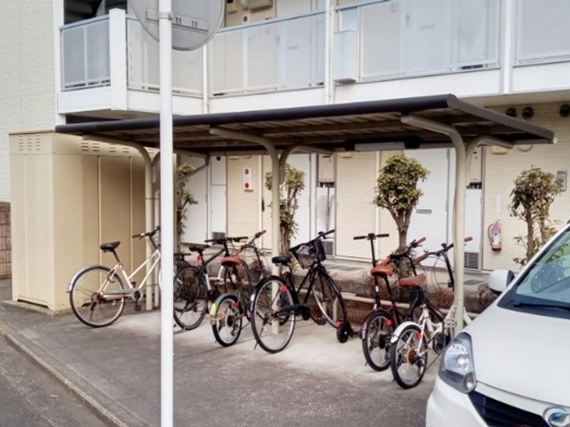 レオパレスラ　ローズコリン 共用部分