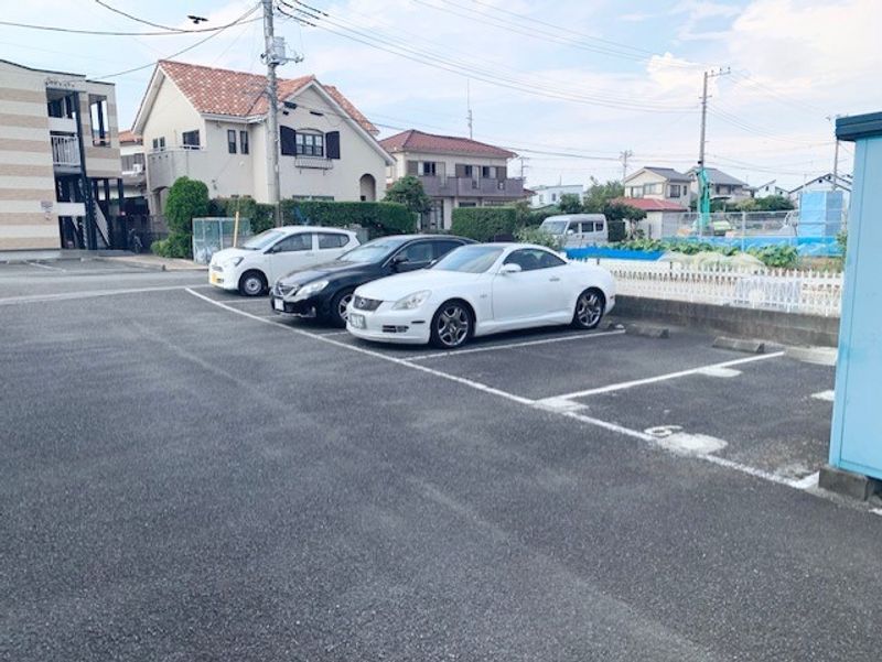 レオパレスＹＡＭＡ 駐車場