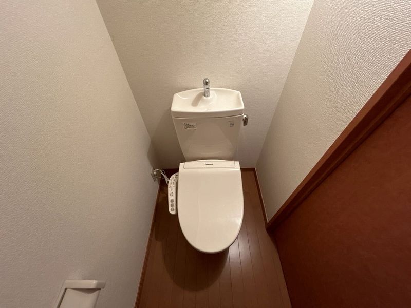 レオパレス光の杜 トイレ