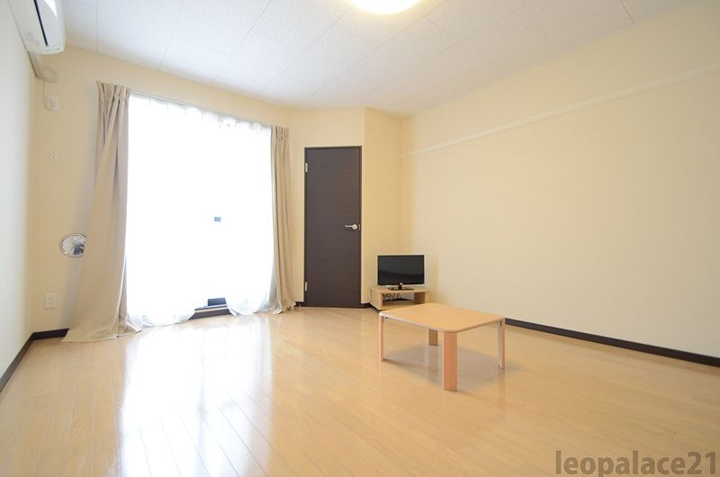 LEONEXT Tanpitajiiso Living room