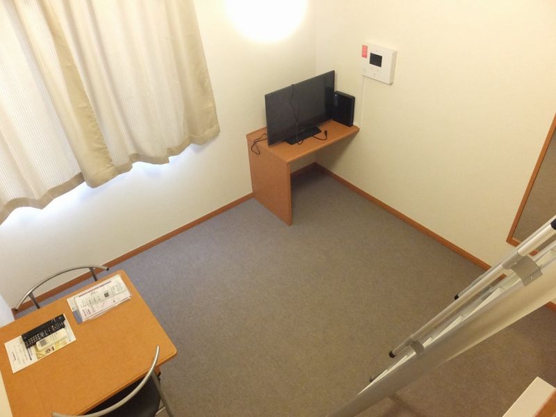 レオパレスリール 居間