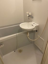 レオパレス春日 洗面所