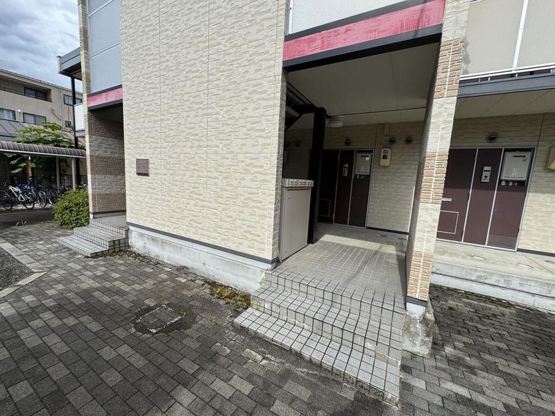 レオパレス城東 外観