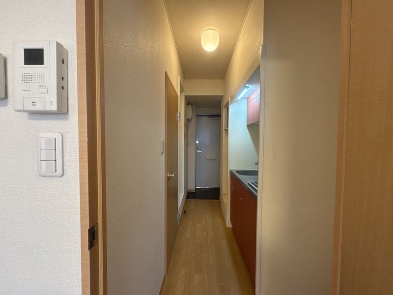 レオパレスエスポワール桜木町 玄関