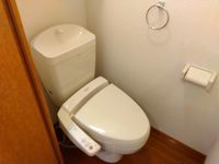 レオパレスカマン　セジュール トイレ