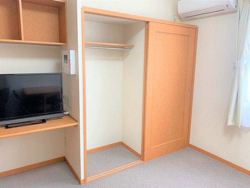 レオパレスセジュール 収納