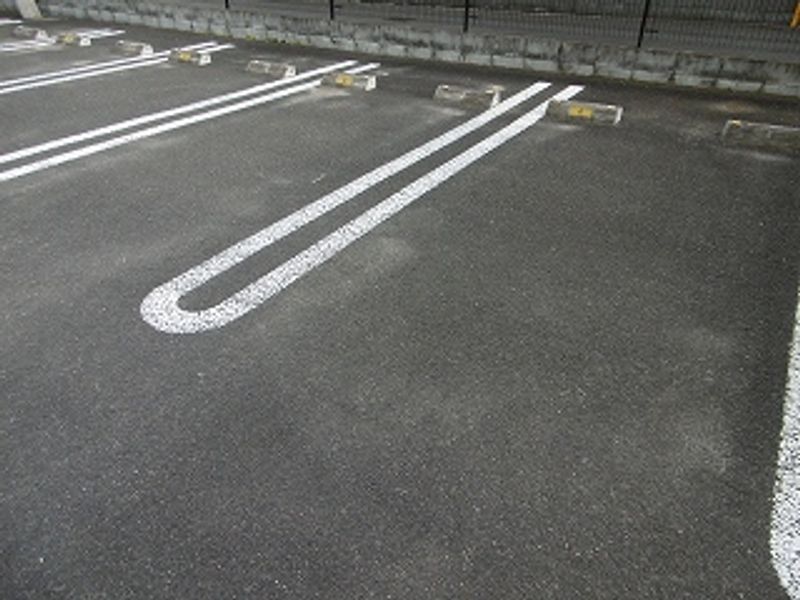 レオネクストＨＡＹＡＳＨＩ　Ⅱ 駐車場