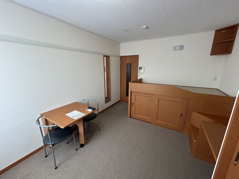 leopalace ELEGANT II 거실