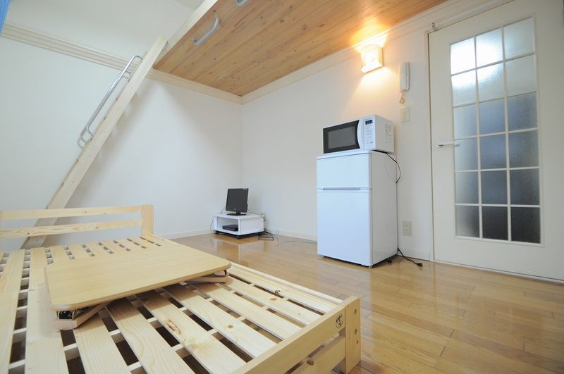 レオパレスプチベルク参番館 居間