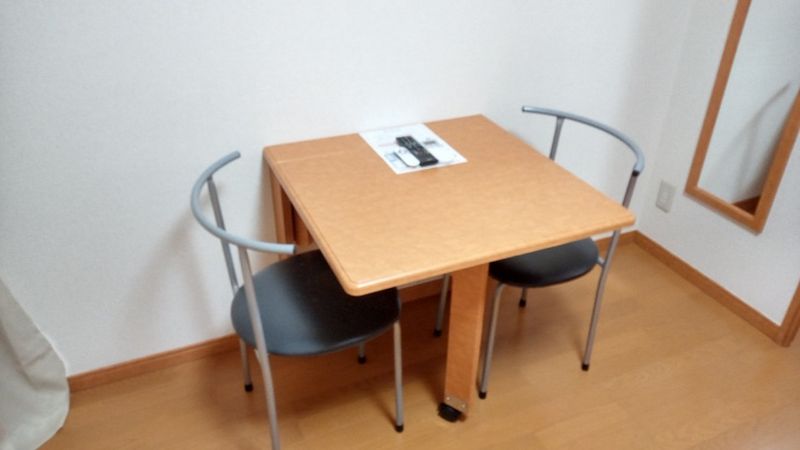 レオパレスプラージュ 居間