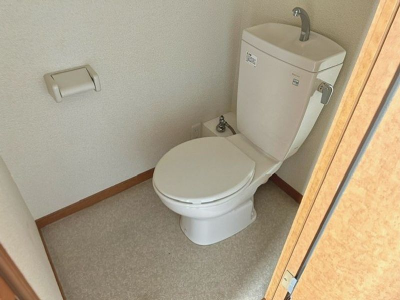 レオパレス国母 トイレ
