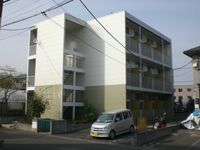レオパレスサンハイムⅢ 駐車場