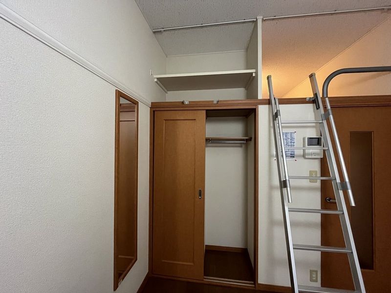 leopalace Le Cheval Bleu Higashi Osaka 储物空间