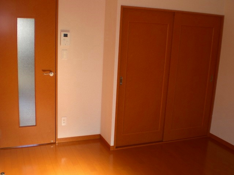 レオパレスベイラインそが 収納