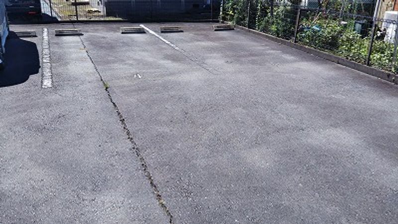 レオパレス希 駐車場