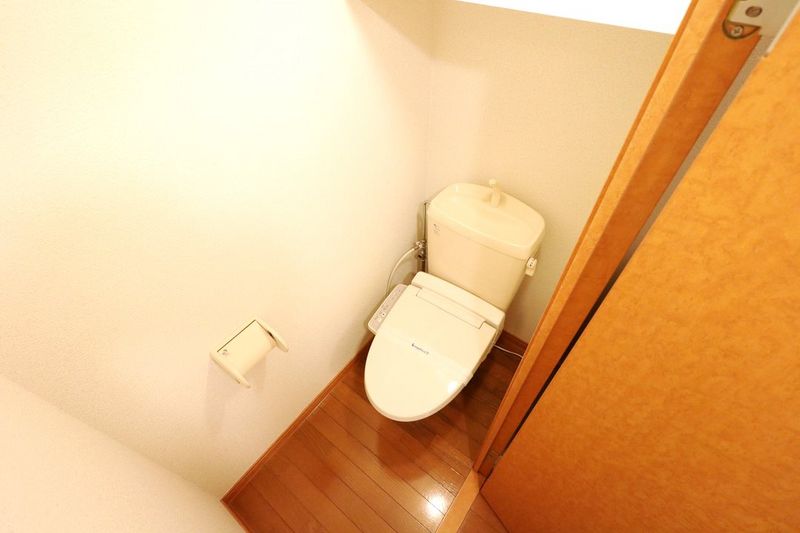 レオパレス緑町 トイレ