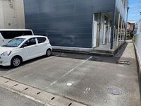 レオパレス３６２フラット 駐車場