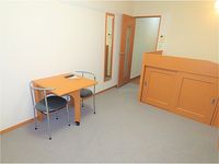 レオパレスエストレージャ２１ 居間