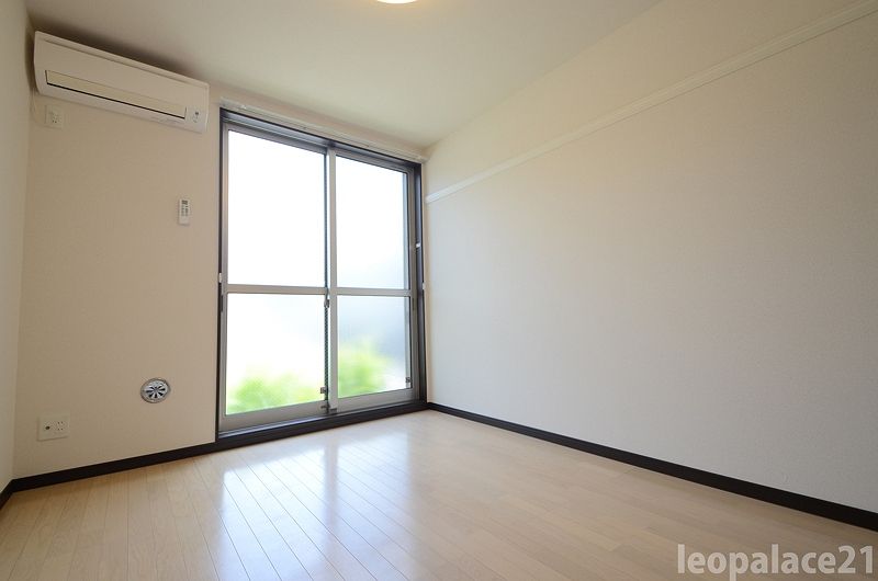 レオネクストアーバン須恵中央 寝室