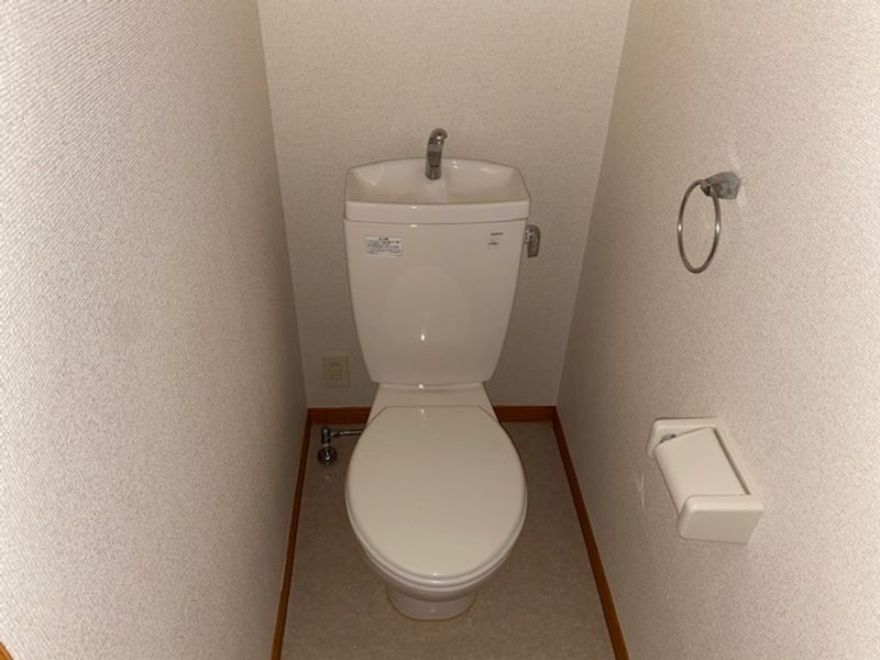 レオパレスＲｏｓｅ　Ｉｎｎ トイレ
