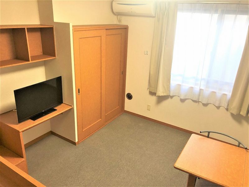 レオパレスラピュタ 居間