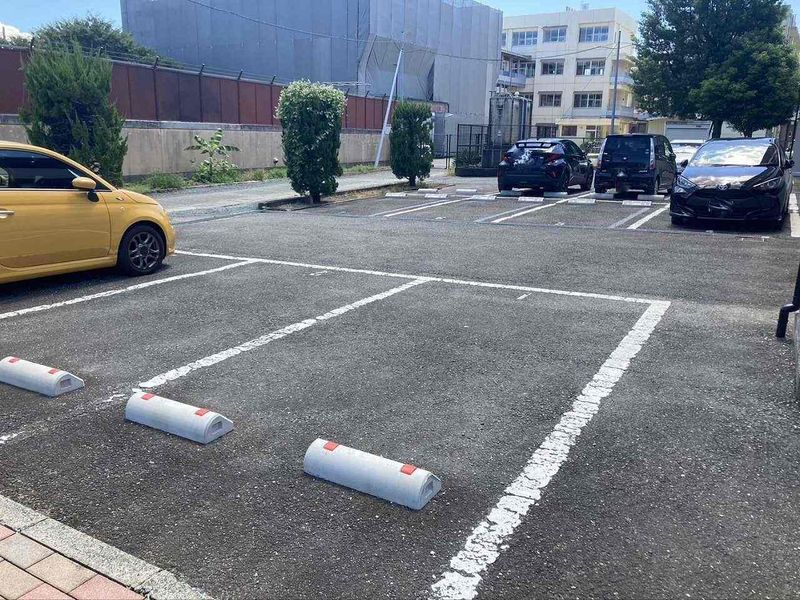レオパレスＳｕｎＲｏｍａｎ琴平 駐車場