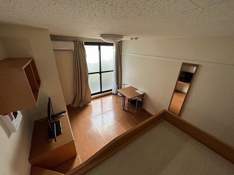 レオパレス友和 居間
