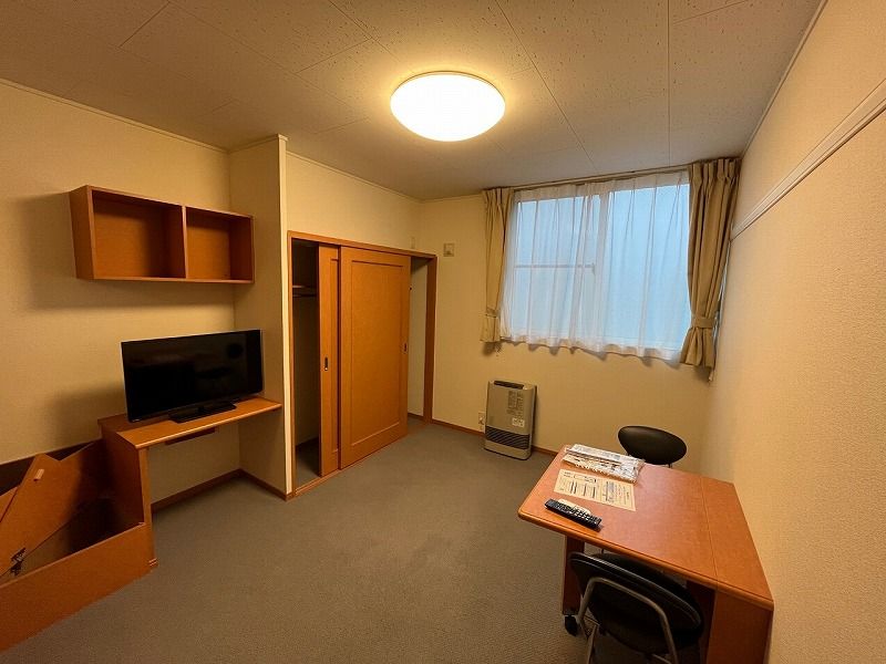 レオパレスクレエ 居間