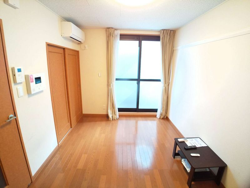 レオパレスカサブランカⅡ 居間