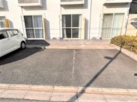 レオパレスシャルム 駐車場