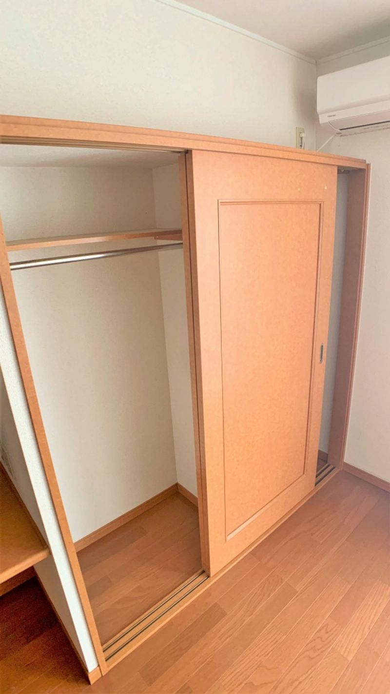 レオパレススクエア 収納