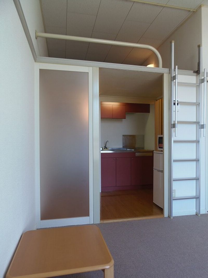 レオパレスＤｏｍａｎｉ 居間