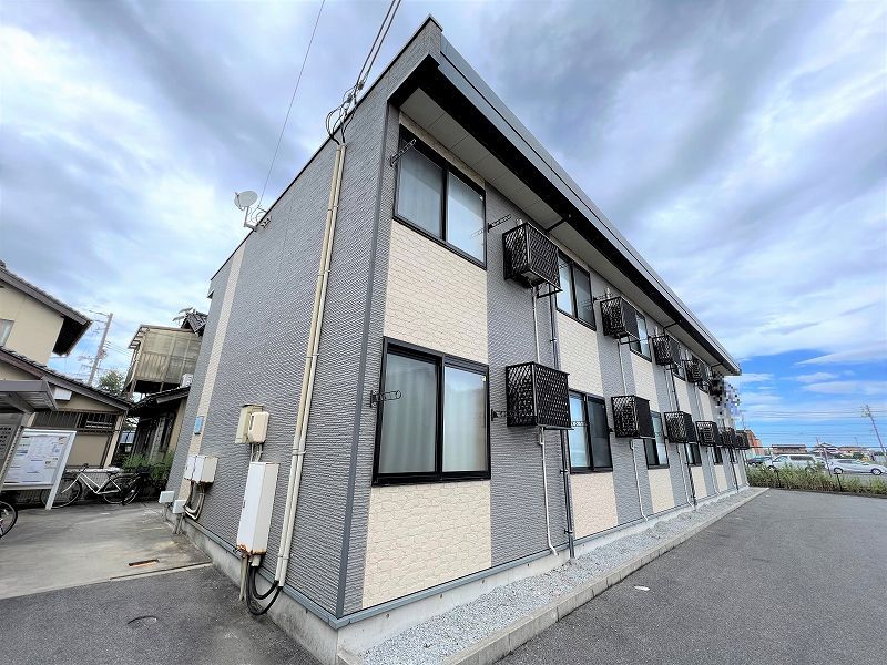レオパレスハシマ 外観