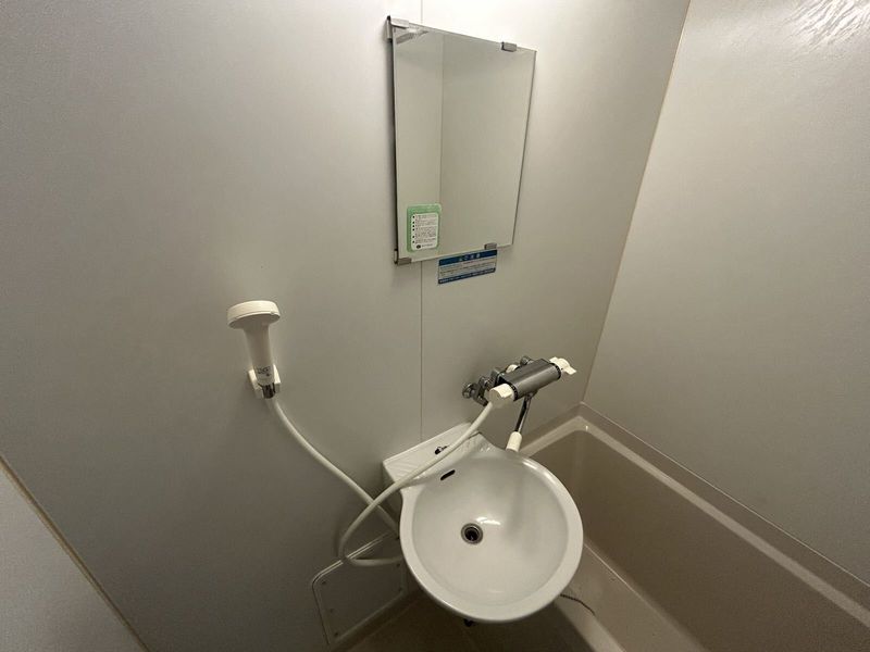 レオパレスワンズヴィレッジ大宮 洗面台
