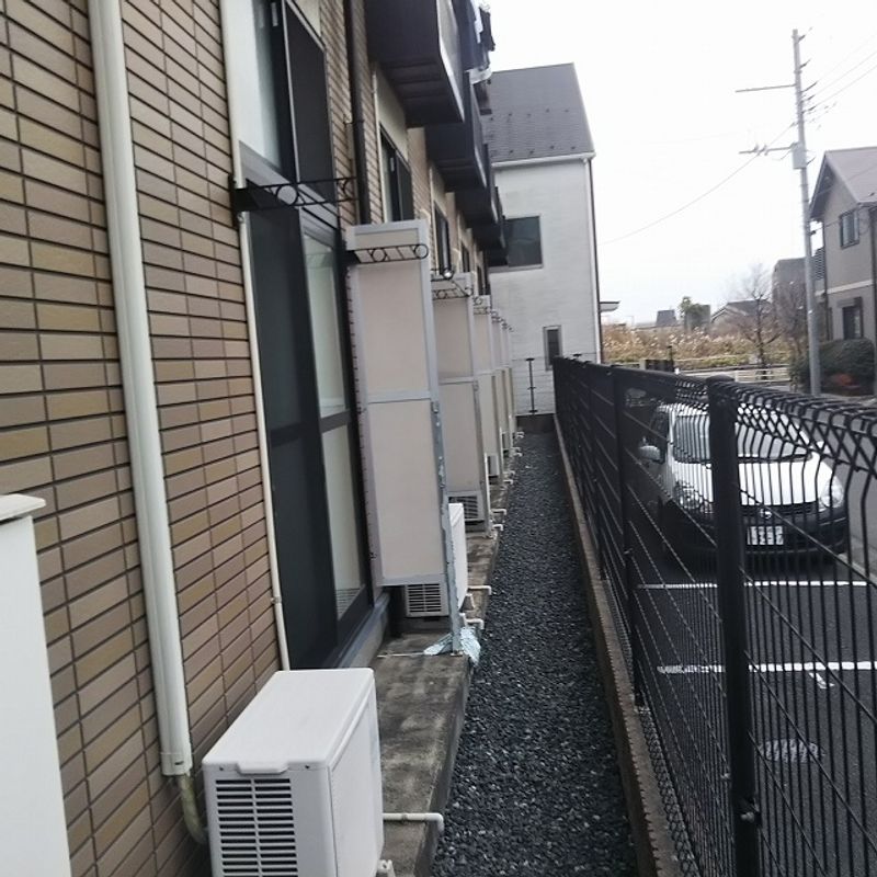レオパレスウィステリア バルコニー