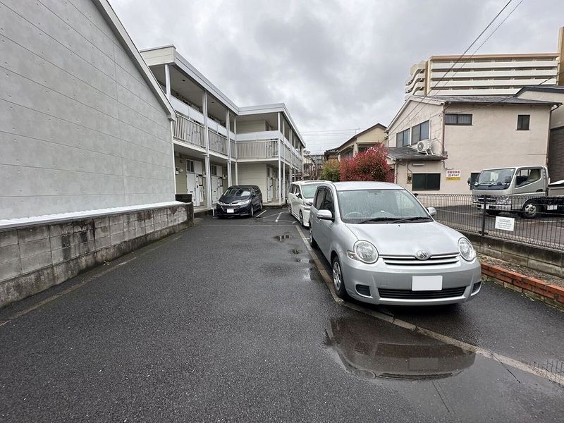 leopalace Hanamizuki 停车场