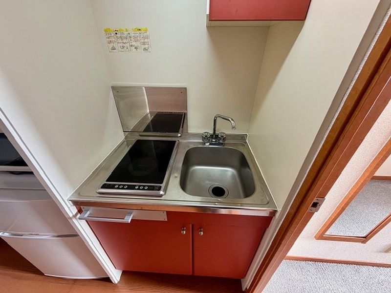 レオパレスブルーホワイト キッチン