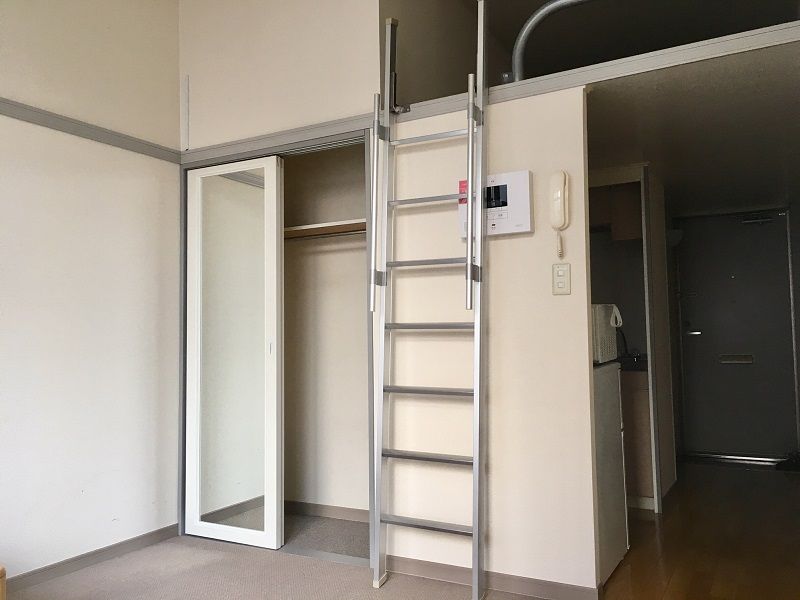 レオパレスＮＡＮＡＫＩＩ 居間