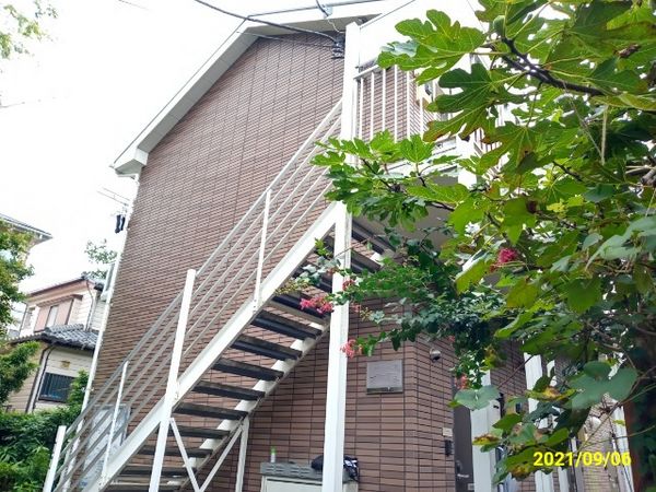 レオパレスブルーヴェイル 外観