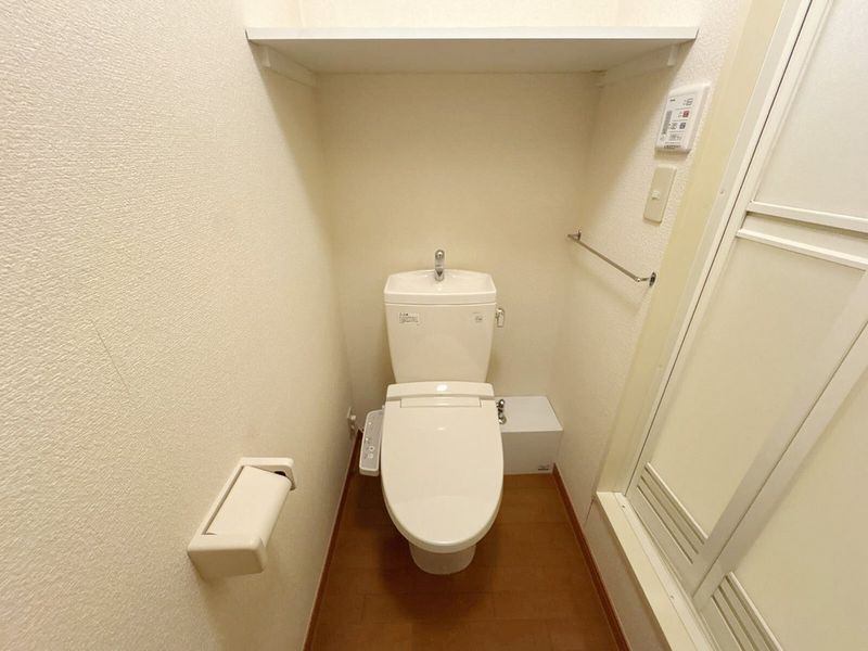 leopalace Comfort Woods V Toilet