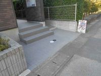 レオネクスト八幡 エントランス