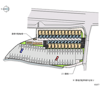 32877 Monthly parking lot