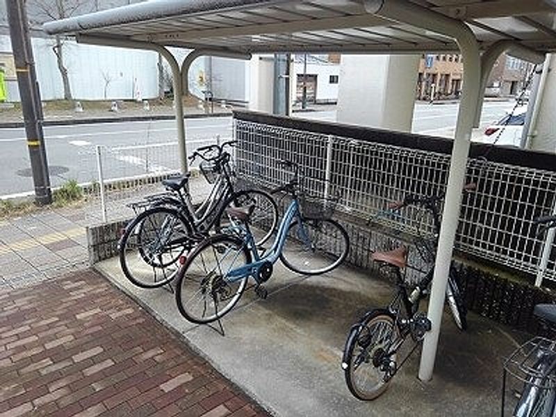 レオパレスＷＥＳＴ　１８ 共用部分