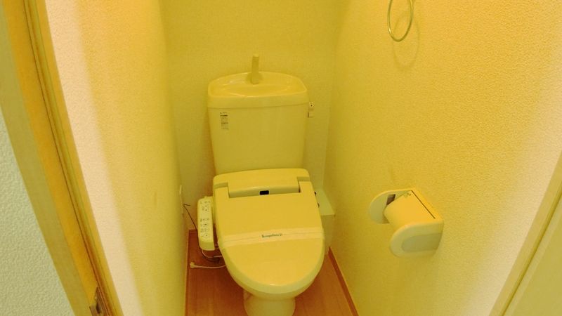 レオパレスクアッド トイレ