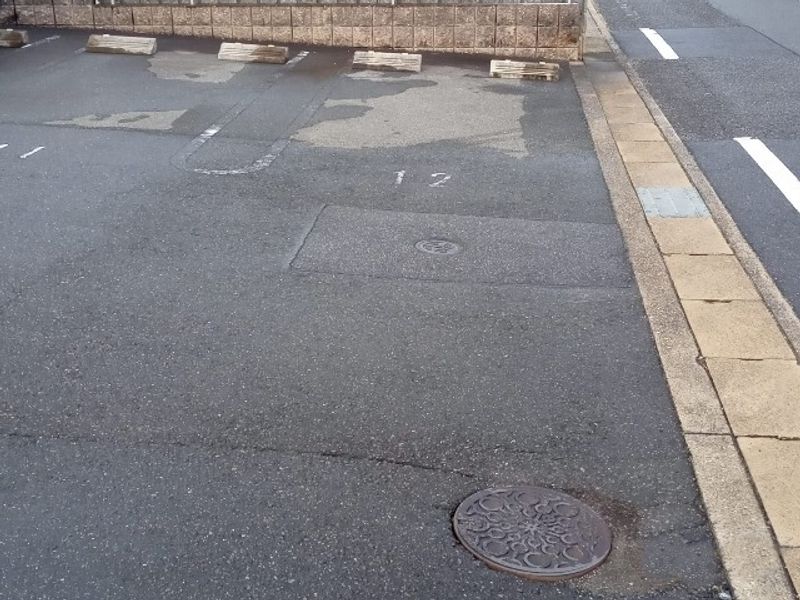 レオネクスト坊金 駐車場