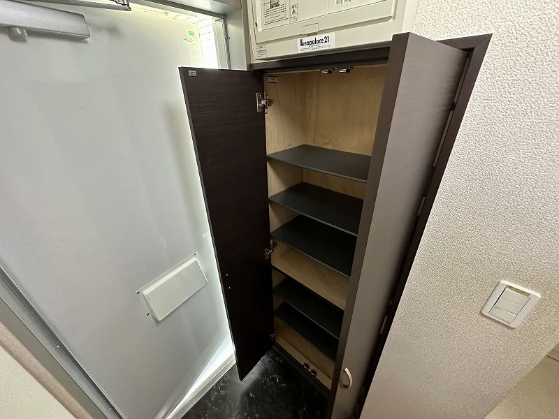 レオネクスト石橋 玄関